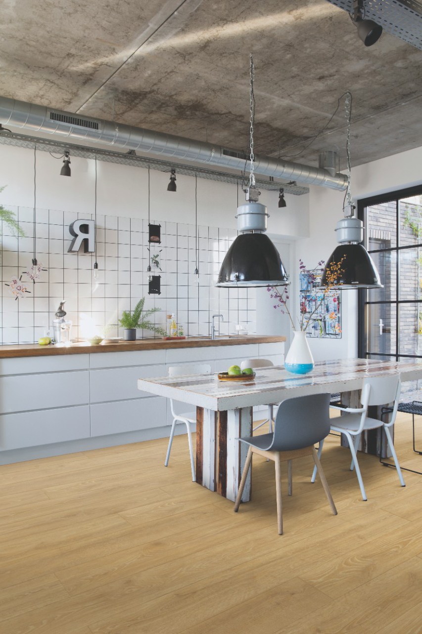 Ламинат Quick Step Majestic Дуб Лесной массив натуральный MJ3546 2050×240×9,5 фото в интерьере